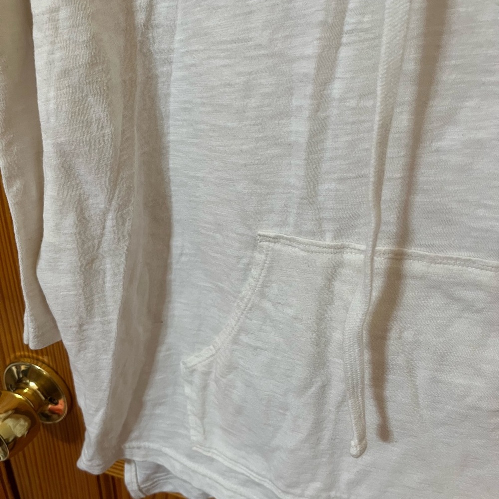 Cozy White Hoodie with Drawstring - Picture 6 of 6